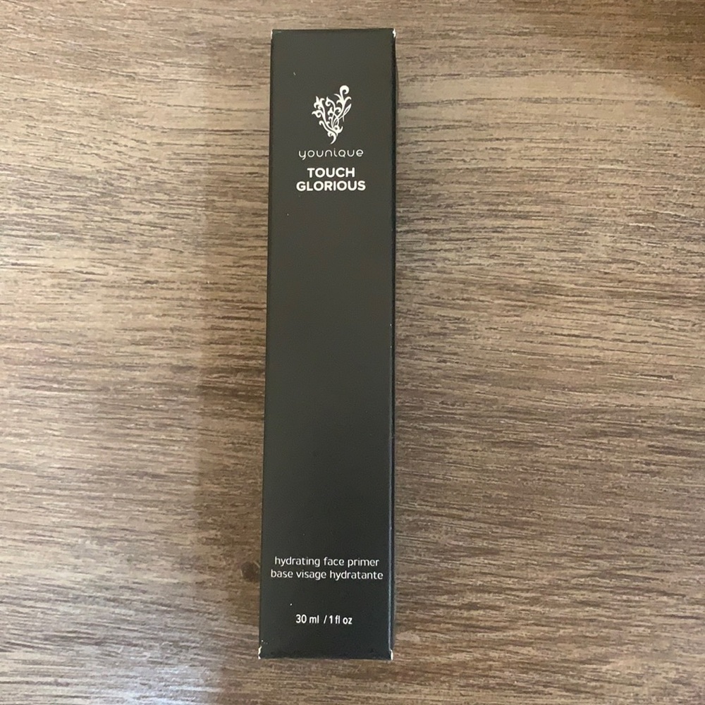 Younique Touch Glorious face primer